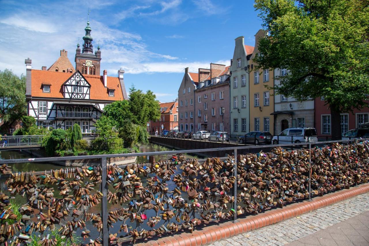 Maya'S Flats & Resorts 60 - Most Milosci Gdańsk Buitenkant foto