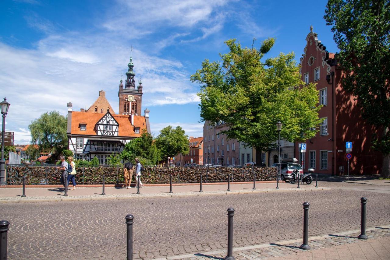 Maya'S Flats & Resorts 60 - Most Milosci Gdańsk Buitenkant foto
