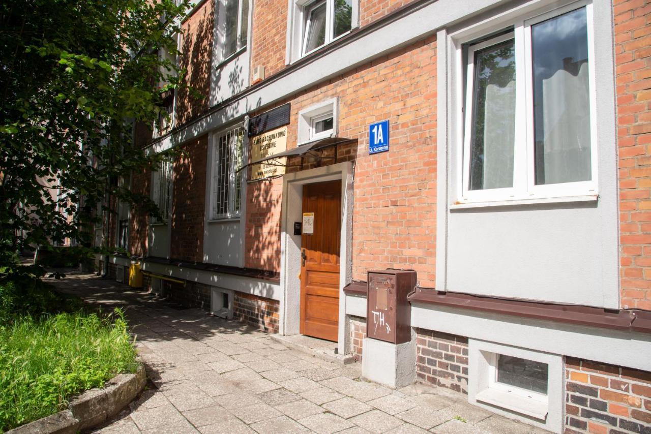 Maya'S Flats & Resorts 60 - Most Milosci Gdańsk Buitenkant foto