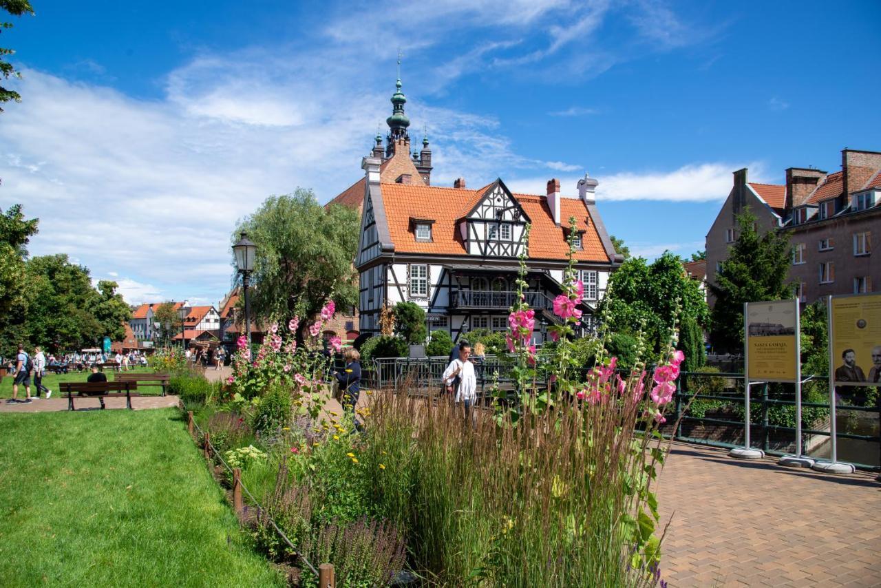 Maya'S Flats & Resorts 60 - Most Milosci Gdańsk Buitenkant foto